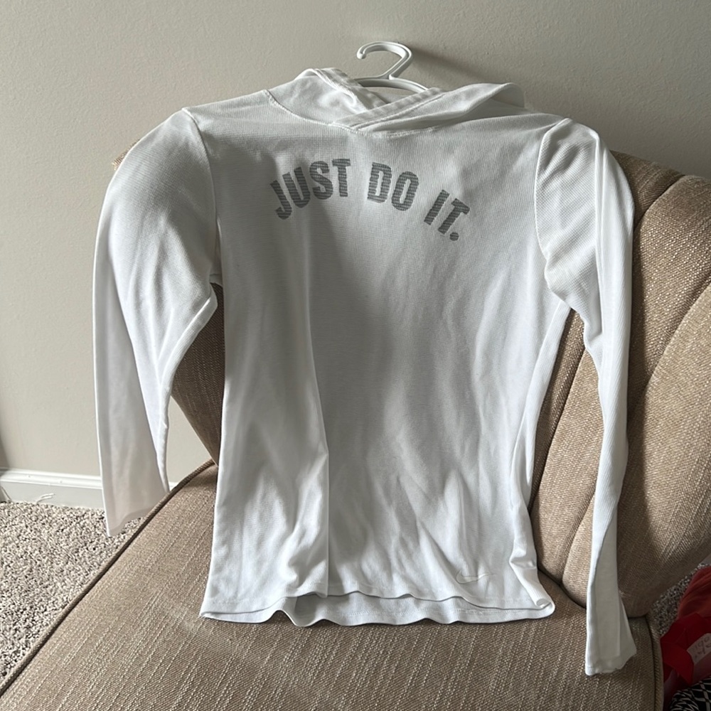 Nike hooded long sleeve shirt